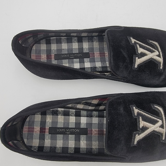 Louis Vuitton Suede Monogram Black Loafer LV size 9 US 9.5 Authentic - Picture 9 of 11